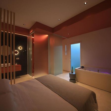 Апартаменти Ca VI Loft Монополі Екстер'єр фото